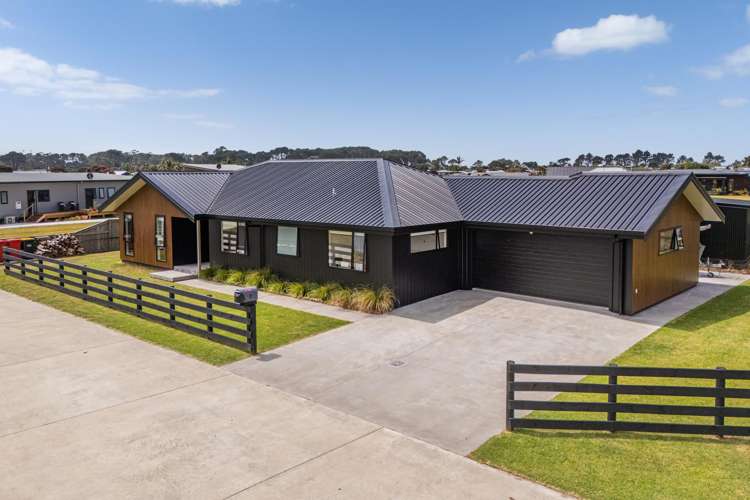 2 Kotare Way Matarangi Beach_4