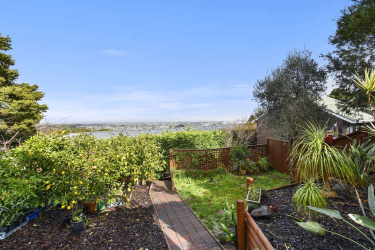 9 Calluna Crescent Totara Heights_16