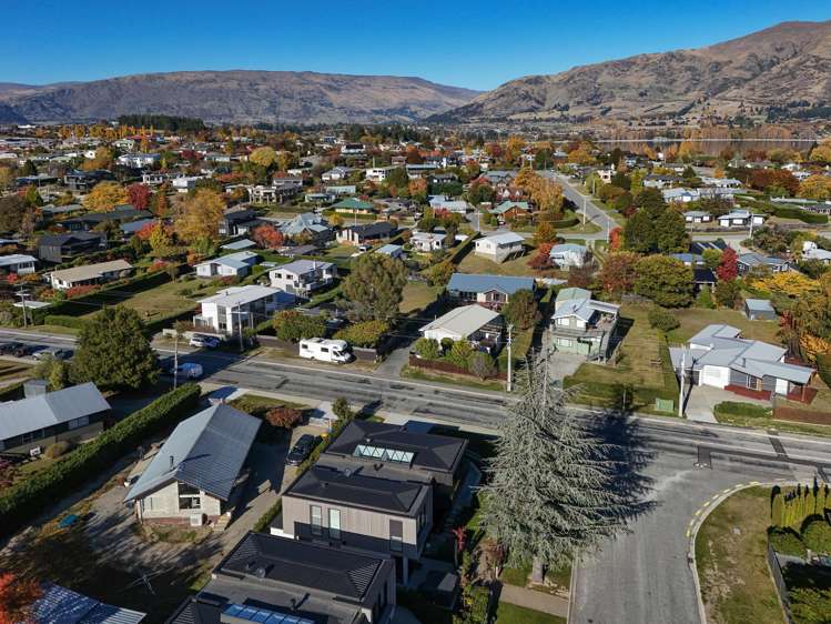 108 Aubrey Road Wanaka_27