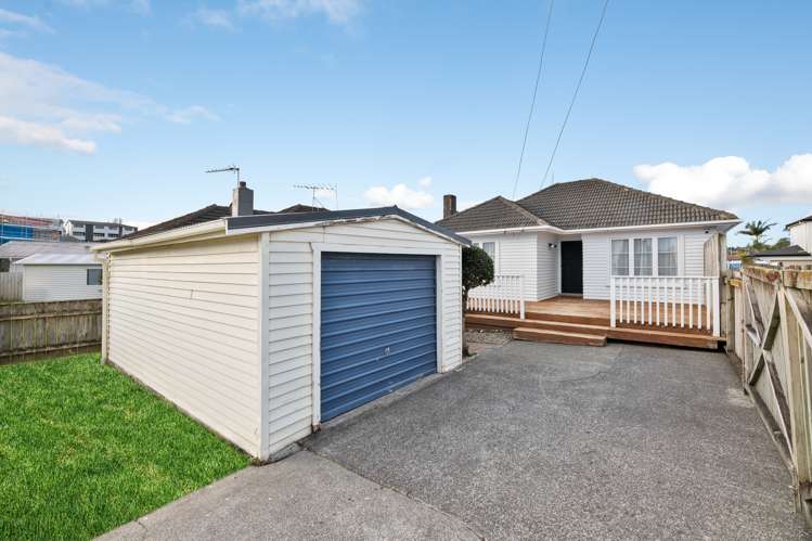685 Hillsborough Road Mount Roskill_21