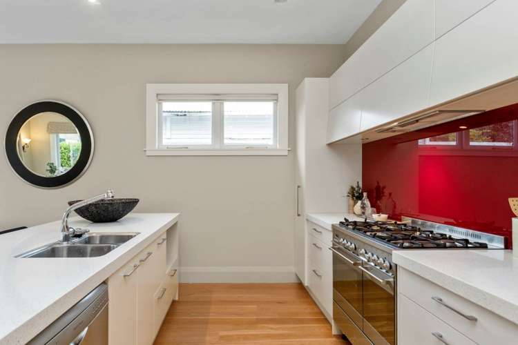 13 Greenfield Road Epsom_7