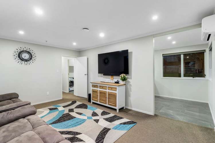 14 Clyma Place Massey_9