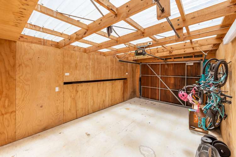 25 Hurunui Street Cracroft_17