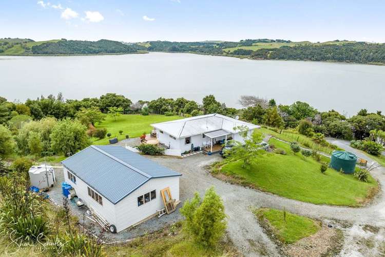 429 Heatley Road Whakapirau_1