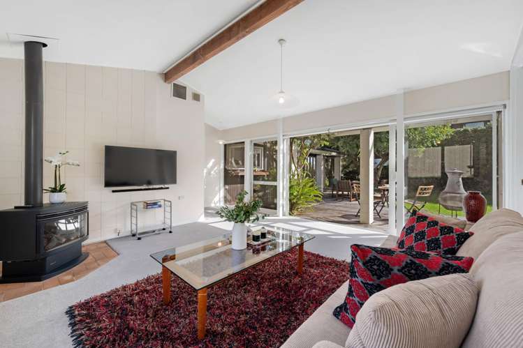 13 Tyrian Close Half Moon Bay_19