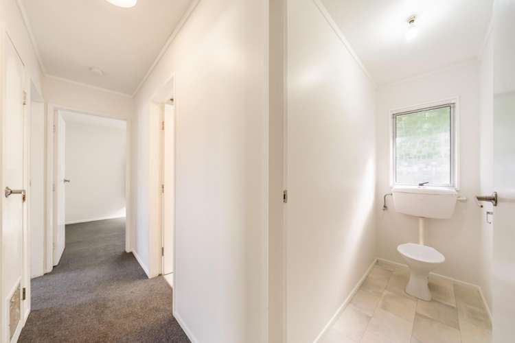  38 Enfield Street Wainuiomata_14