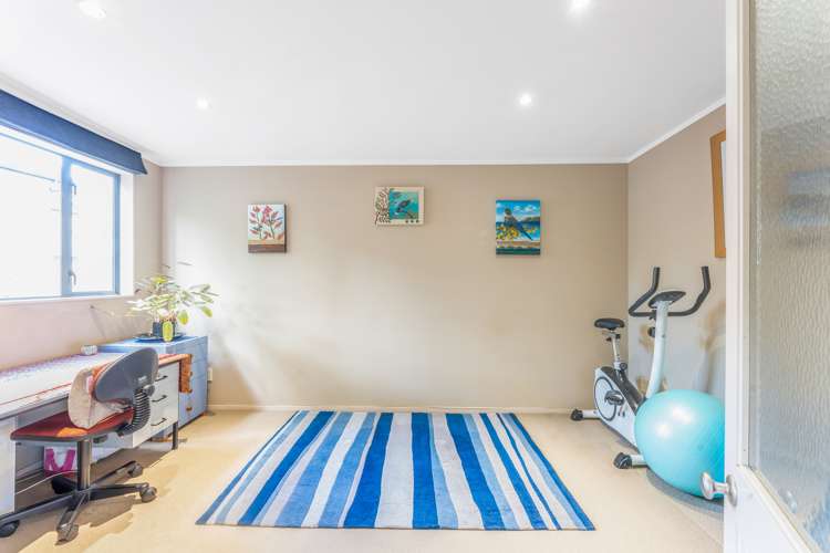 21 Glenfern Road Mellons Bay_12