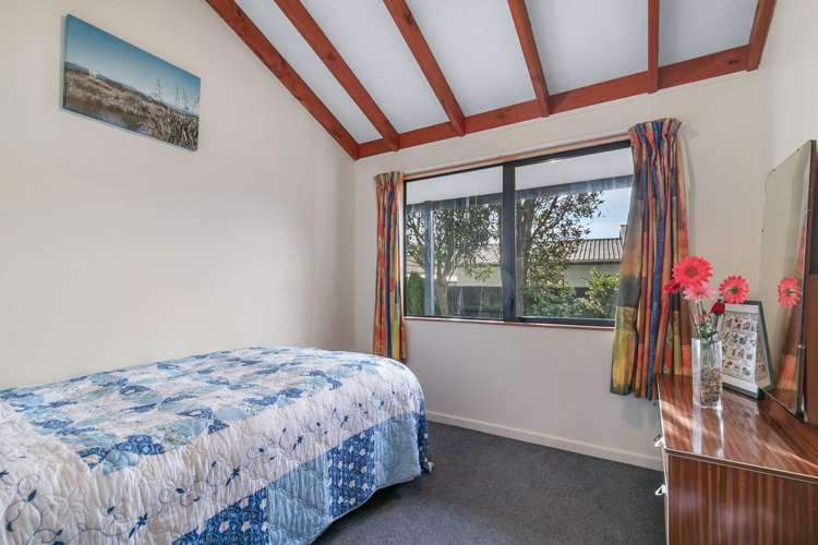 10 Dellys Grove Levin_10