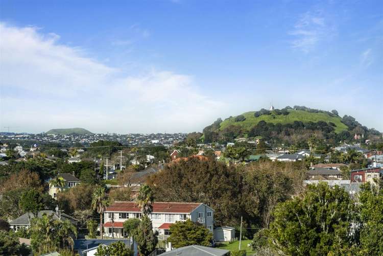 2/14 Williamson Avenue Belmont_1