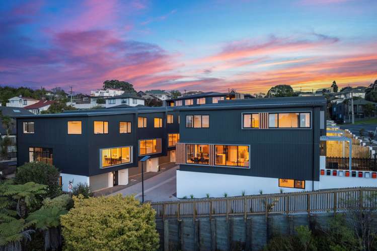 15/403 Beach Road Mairangi Bay_11