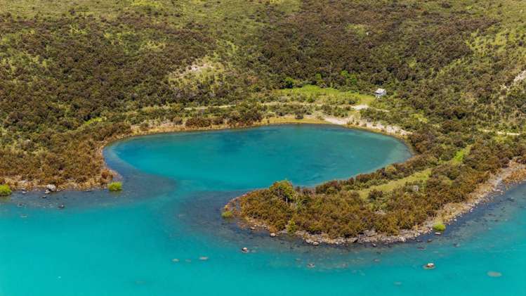 Lagoon Block, Ohau Downs Station Lake Ohau_12