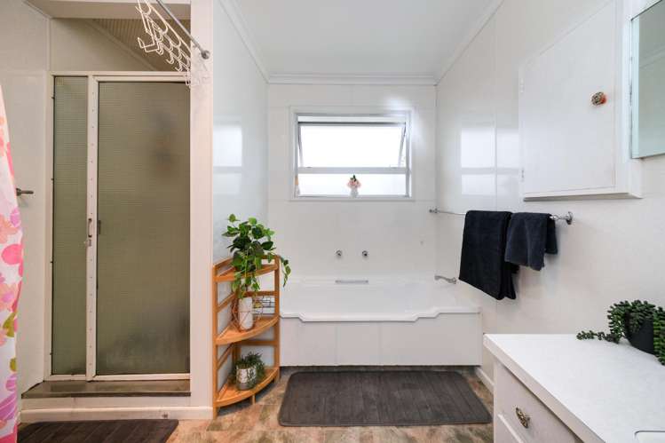 128 Long Melford Road Awapuni_5