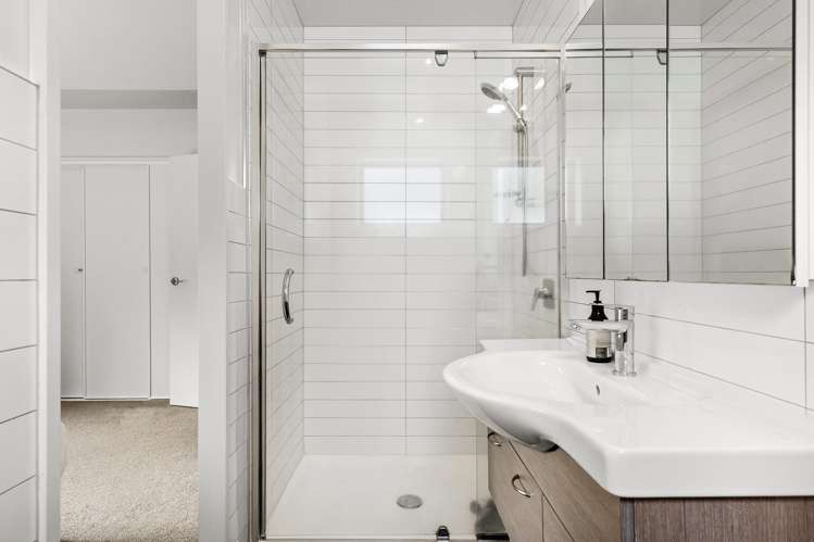 33/27 Powell Street Avondale_8