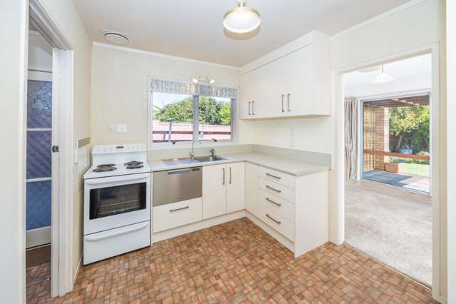 3 Sandringham Road Enderley_4