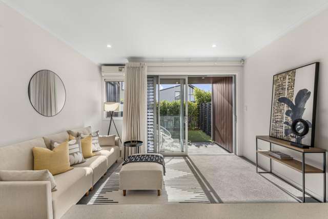 9/28 Nevill Road Hobsonville_1
