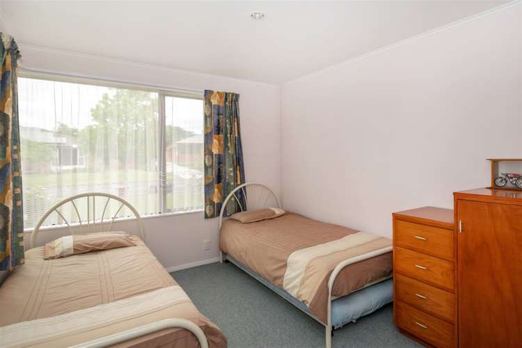 22 Karina Crescent Redwoodtown_17