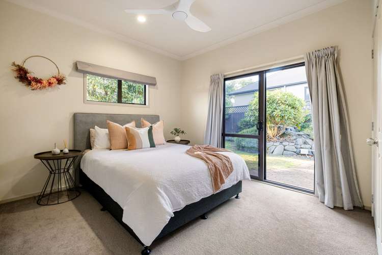 2 Keswick Crescent Huntington_12