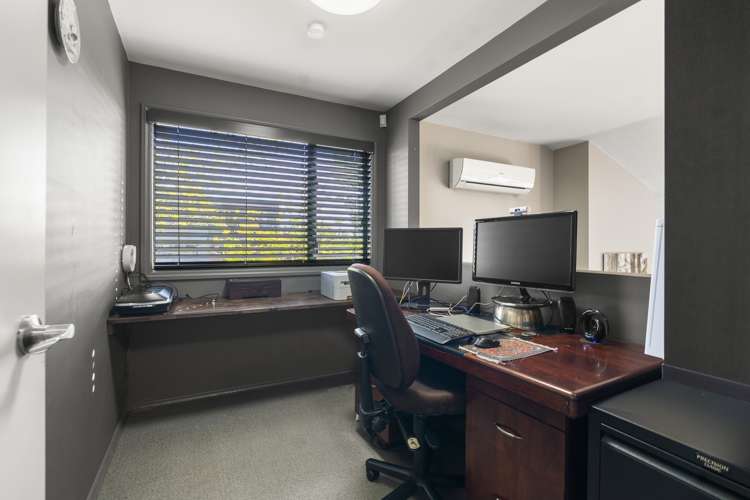 1 Cove Lane Mount Wellington_24