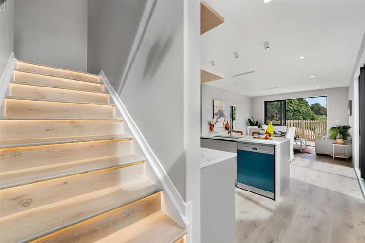 34 Whakairo Crescent Gulf Harbour_13