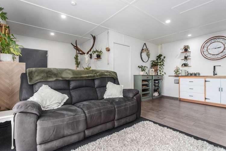 1377G Manawahe Road_4