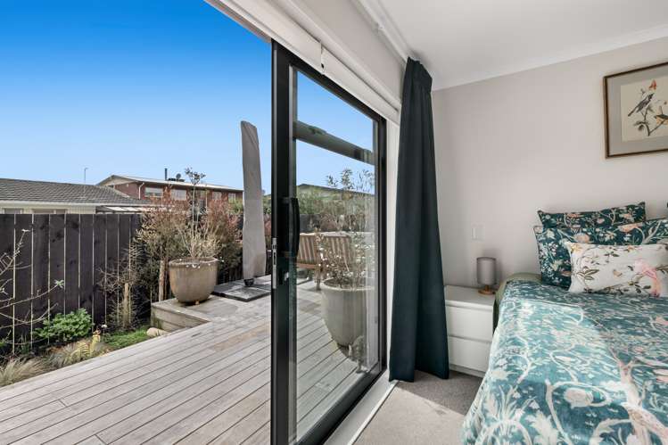 16a Lillian Place Orewa_11