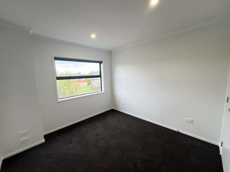 2/8 Ngaere Avenue 1053_7