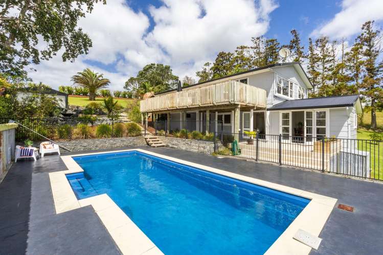 24 Mahurangi East Road Sandspit_10