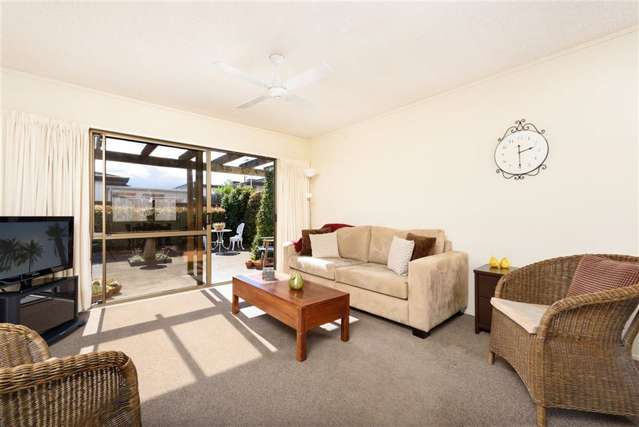 2/11 Leander Street Mount Maunganui_1