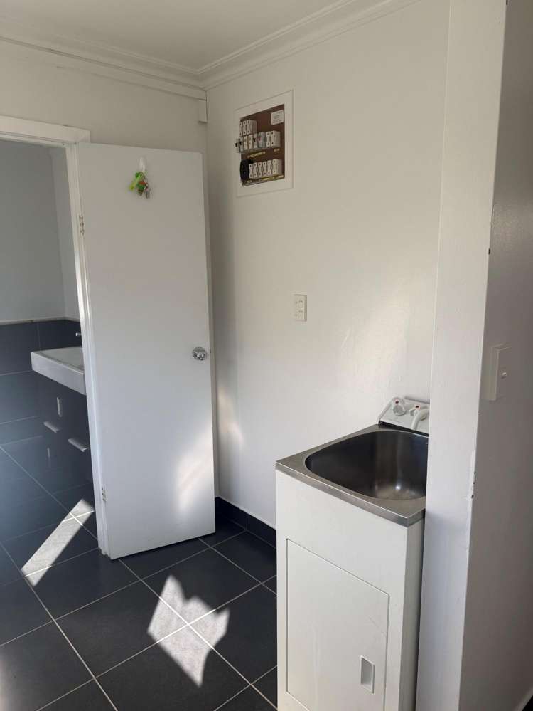  B/44 The Drive Epsom_23
