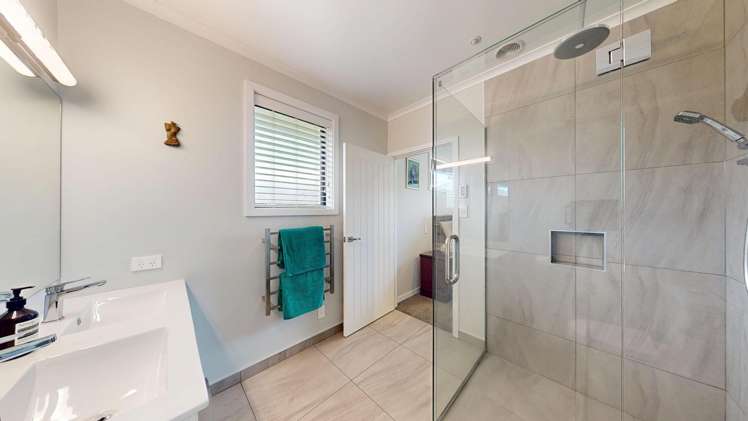 4 Avalon Grove Netherby_9