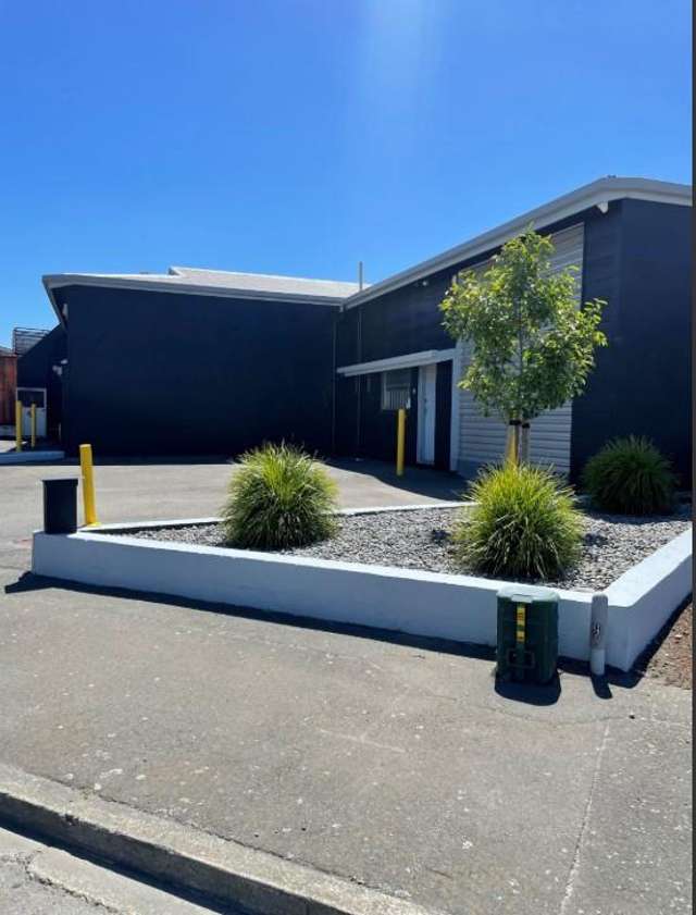 Affordable Warehouse space off Blenheim Road.