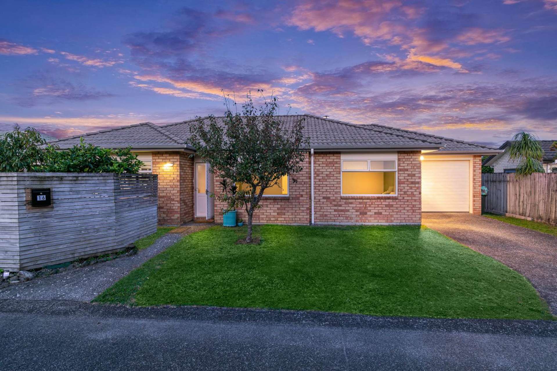 16 Francis Skinner Place Orewa_0