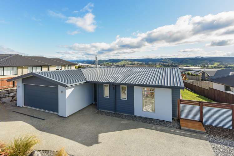 42 Katania Heights Brightwater_1