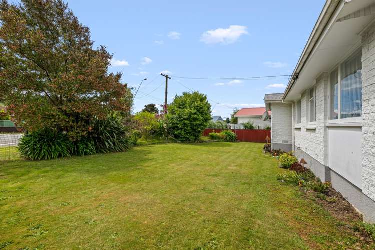 14 Wairau Road Picton_11