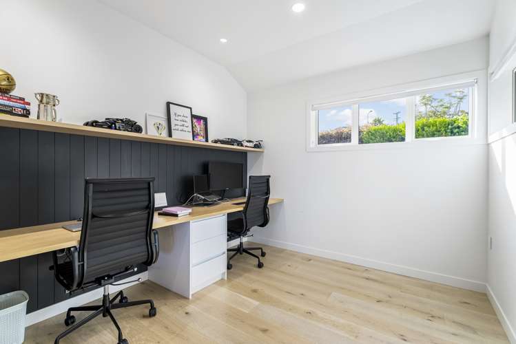 6 Dorchester Place Orewa_11