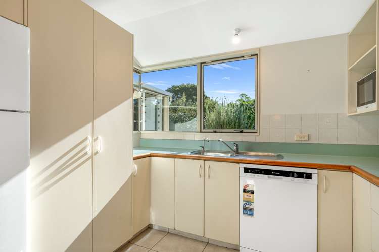 7 Wordsworth Place Stoke_6