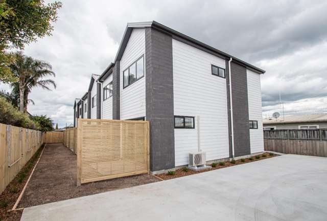 8/17 Lyon Street 1067_1