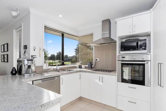 7 Stenning Place Papamoa_1