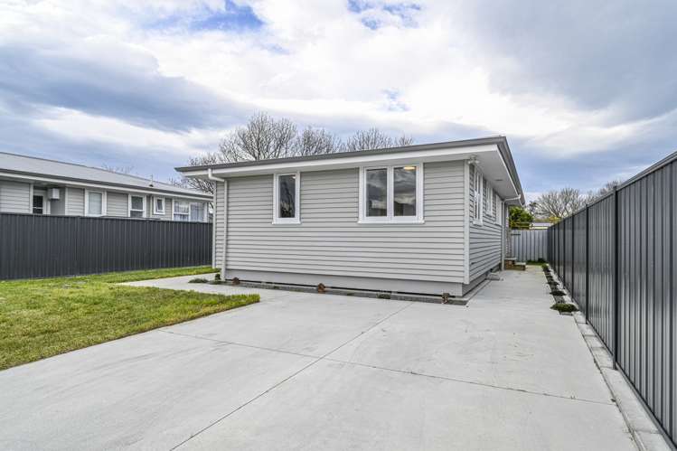 1000a Stirling Street Raureka_11