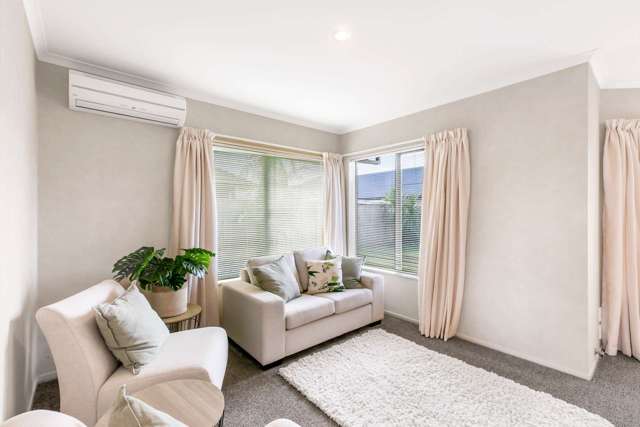 13 Lockhart Place Rototuna_4