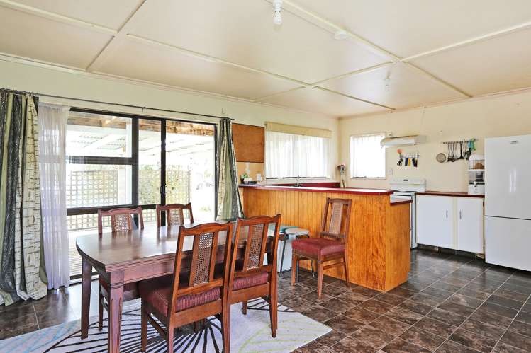 4 Russell Street Otane_10