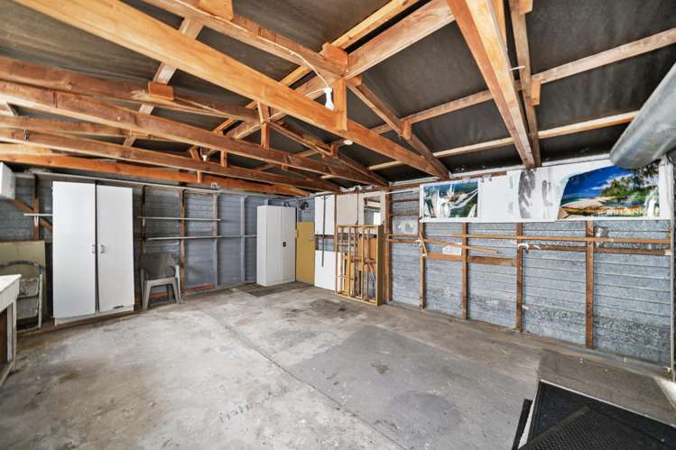 44 Longburn Road Henderson_16
