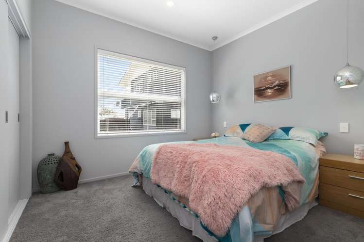 877 East Coast Rd Kaiaua_9