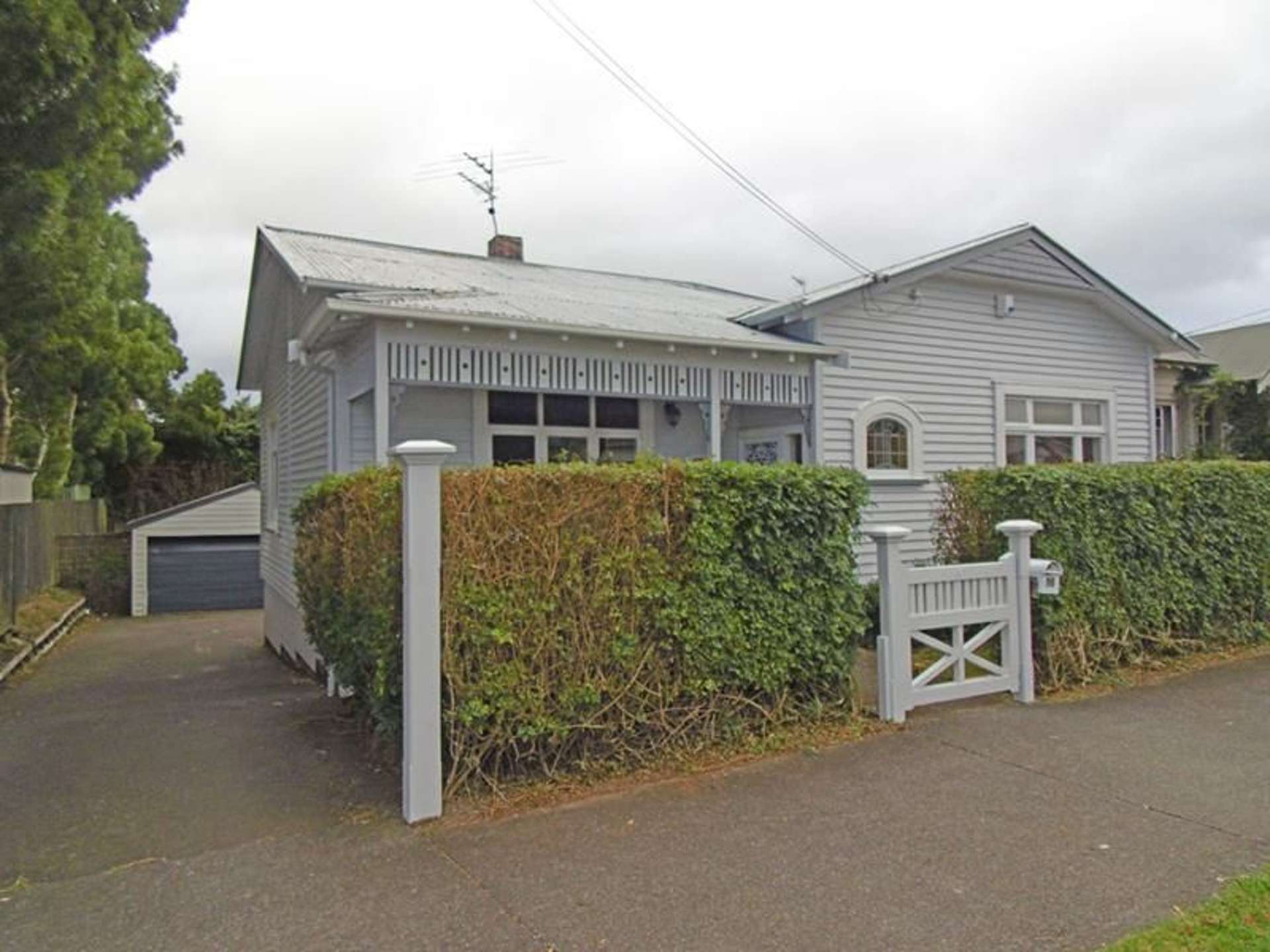 16 Rocklands Avenue Mount Eden_0