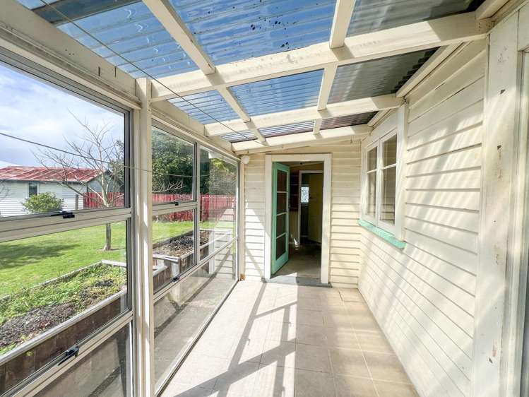 37 Christian Street Dannevirke_1