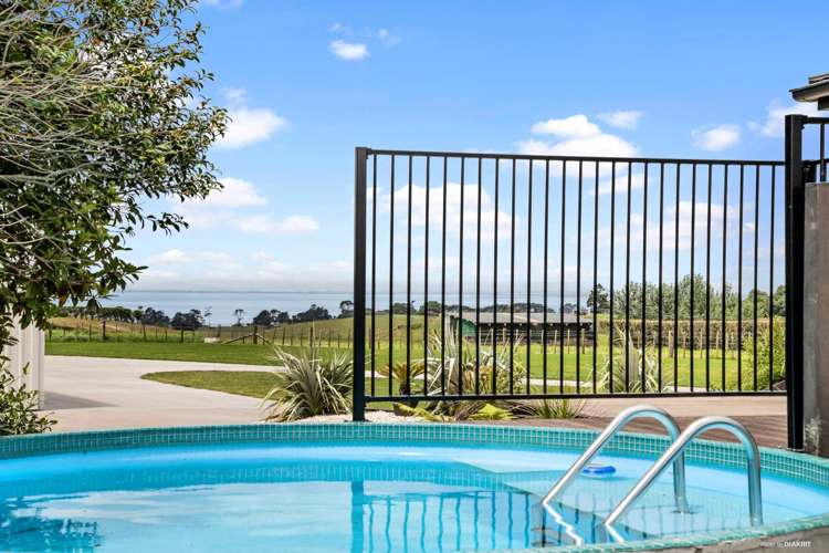 6 Tram Gully Road Awhitu_6