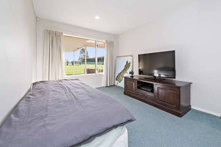 703 Mclaughlins Road Darfield_17