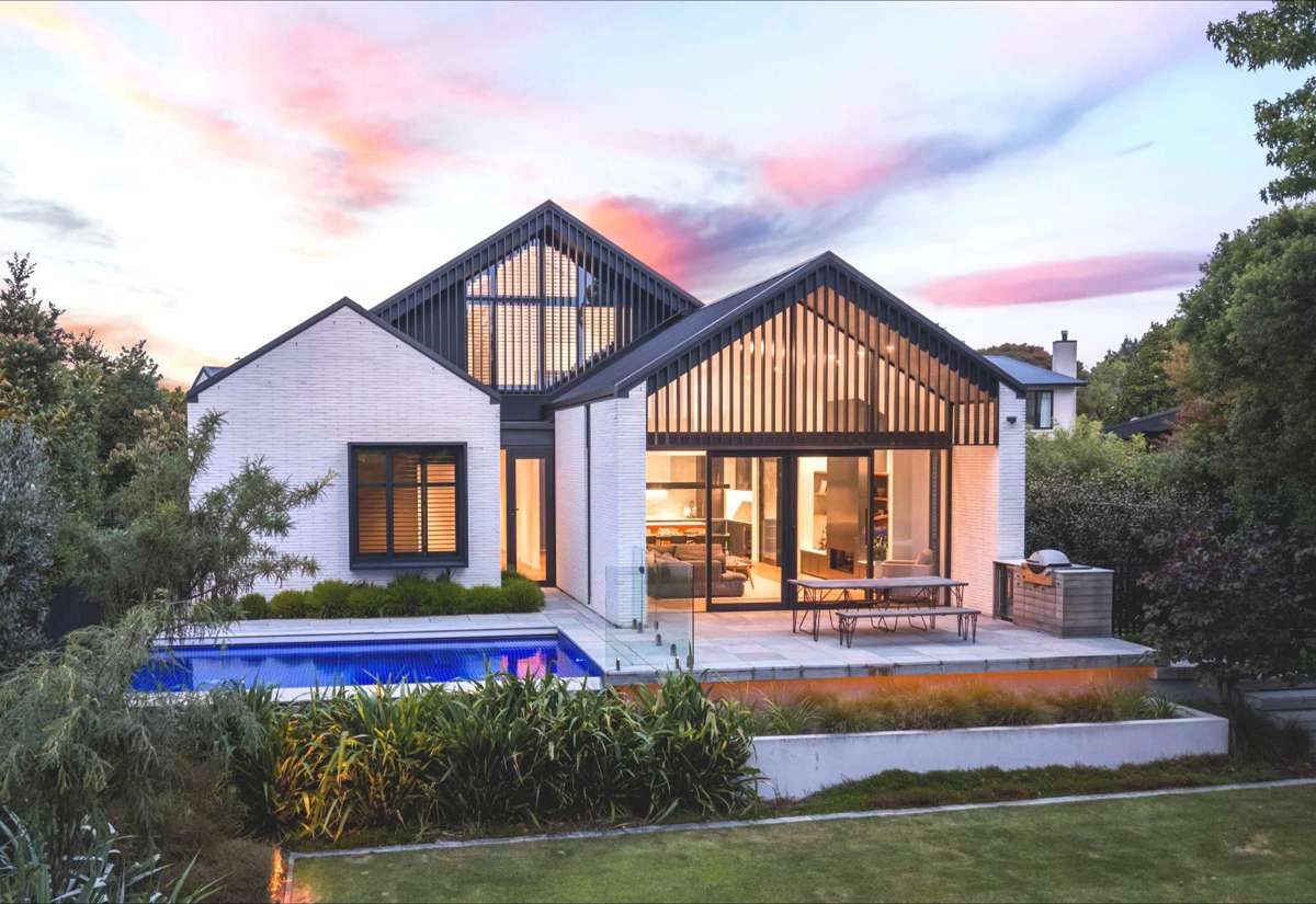 27 Idris Road_0