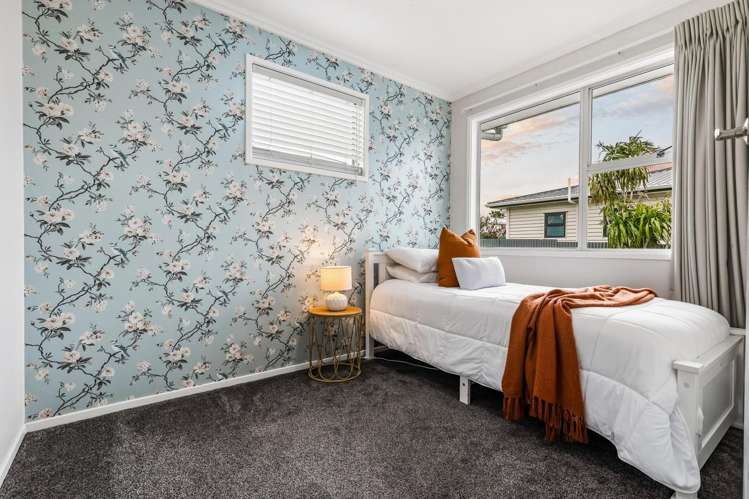 35a Beach Road Te Atatu Peninsula_16