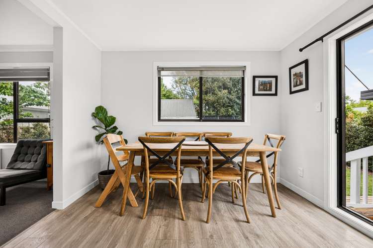 53 Cambridge Road Riverhead_4